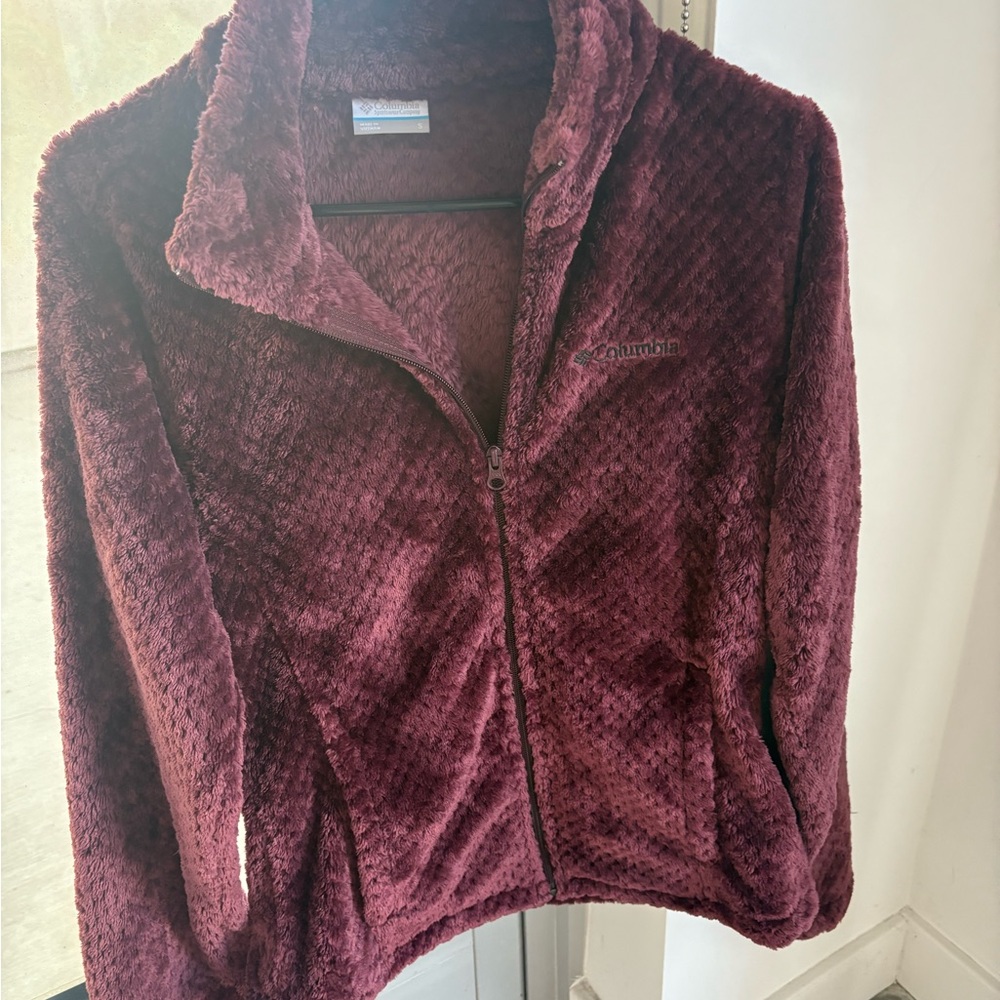 Columbia Women's Plush Burgundy Teddy Jacket